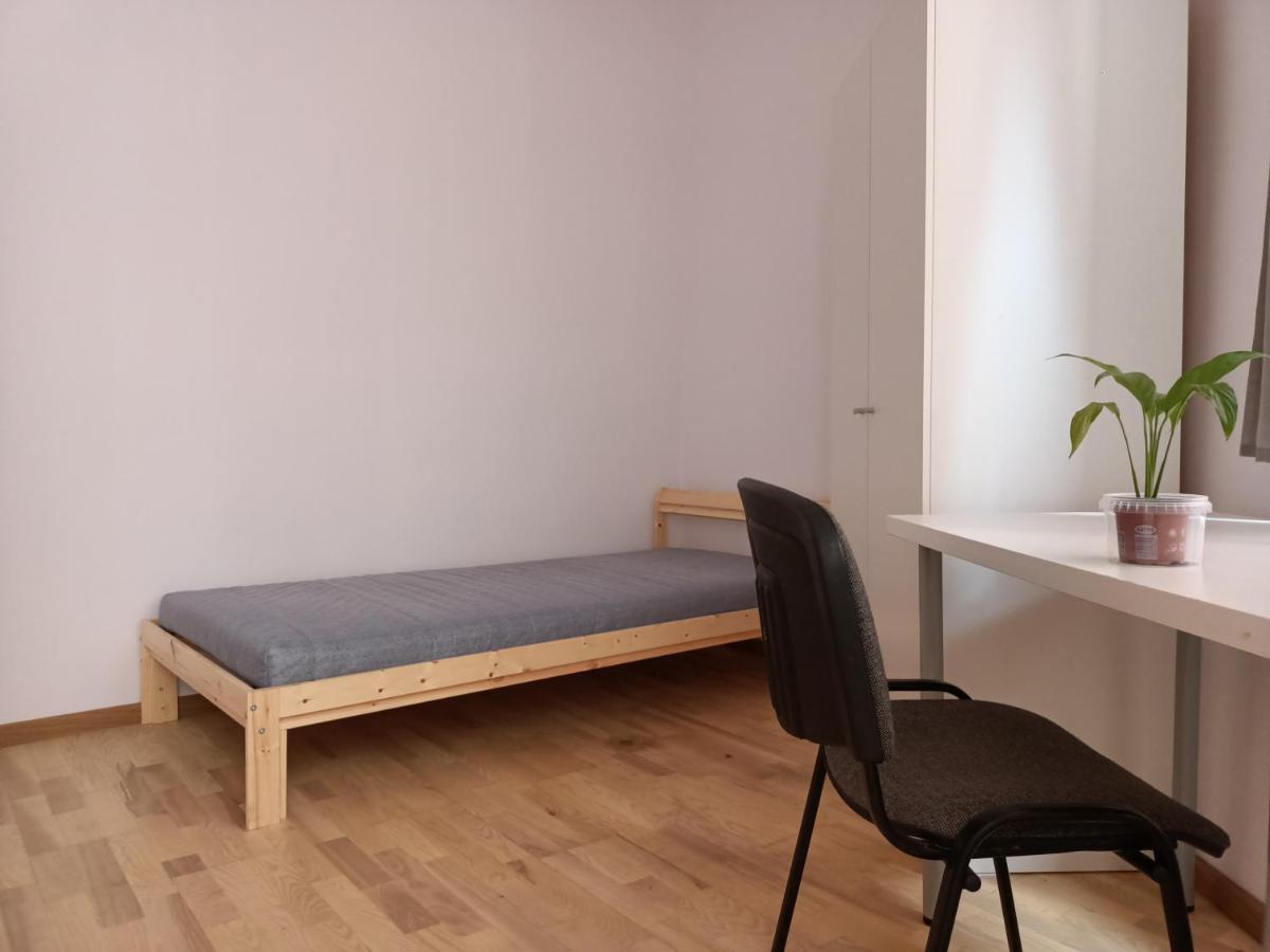 Cruz Mieszkanie Pokoje Centrum Przytulny Czysty Lokal Na Noc Łódź Exteriör bild