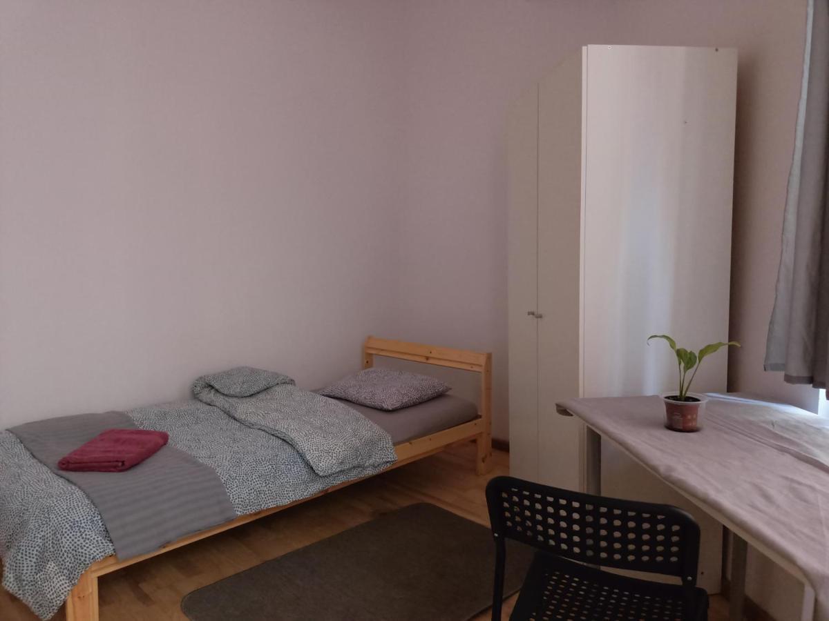 Cruz Mieszkanie Pokoje Centrum Przytulny Czysty Lokal Na Noc Łódź Exteriör bild
